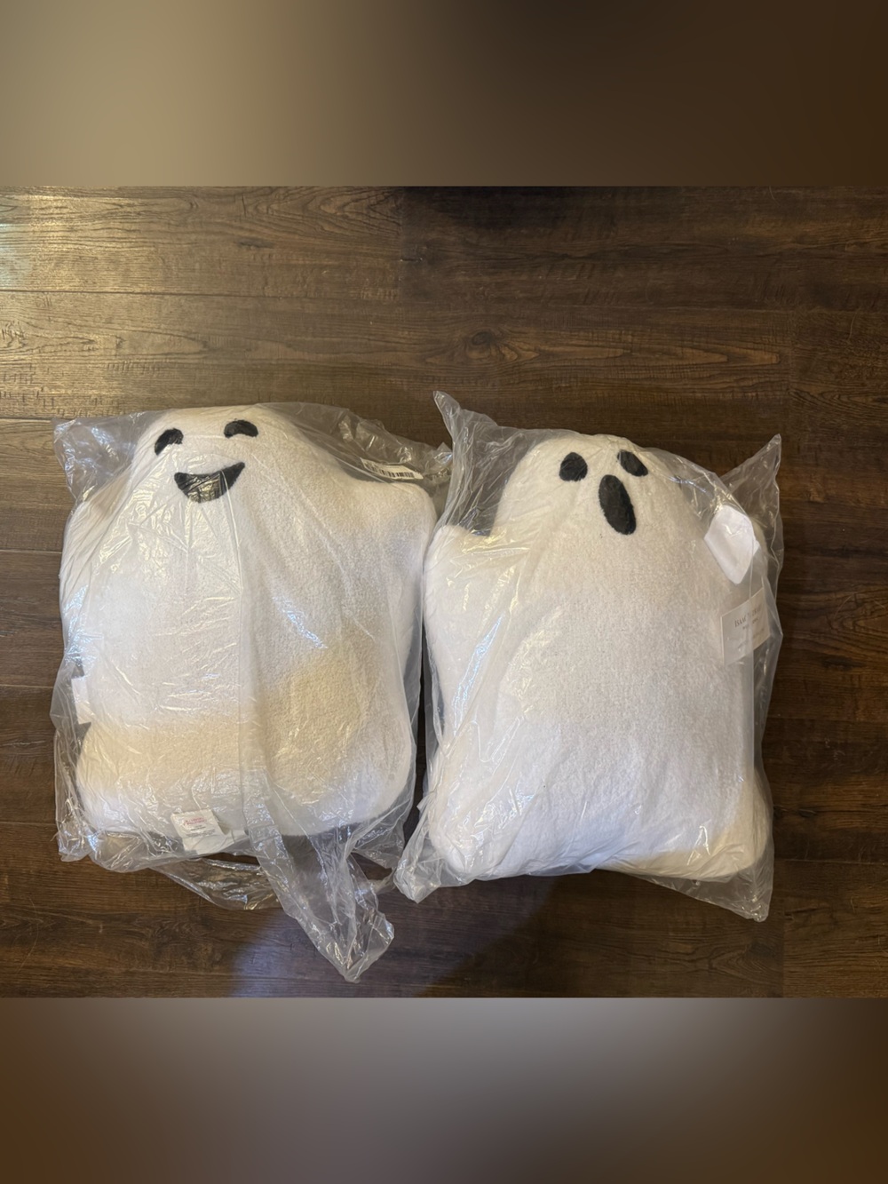 Isaac Mizrahi White Plush Ghost Holiday Throw Pillows (Set of 2)